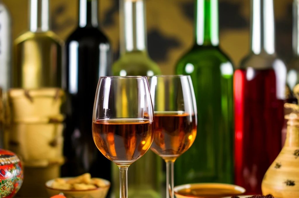 Kulturelle und soziale Perspektiven: Die Rolle von alkoholfreiem Wein in verschiedenen Kulturen und bei Feiern